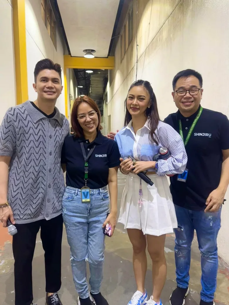Shinjiru Wellness team backstage with TV personalities